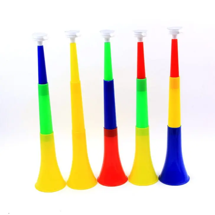 Barato dobrável Vuvuzela chifre brinquedo 24 polegadas plástico trompete sopro apitos para esportes jogos escola partido
