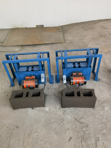 最高效最便宜的手工人力挤压电动水泥块制作模具块制造机30kg 0.75kw - Product Image 2