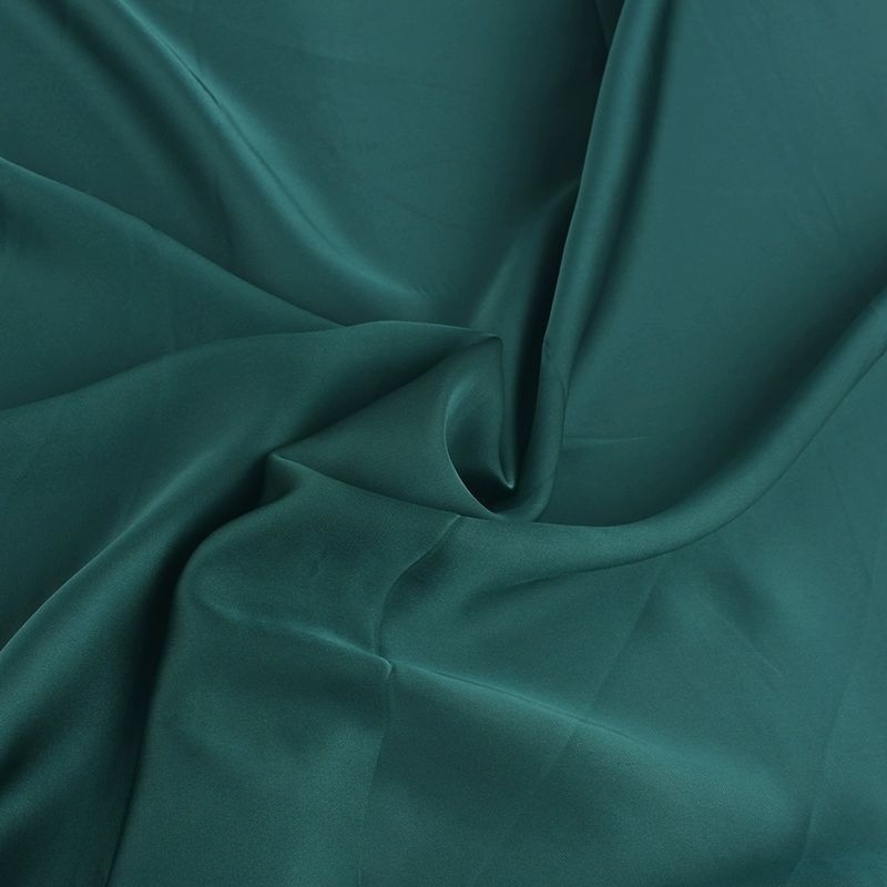 BLACKISH GREEN