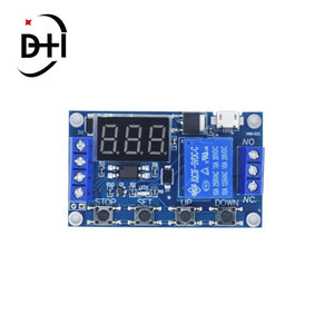 Modulo relè 6-30V interruttore Trigger Time Delay Circuit Timer Cycle Trigger regolabile OFF / ON Switch ciclo di temporizzazione per Arduino