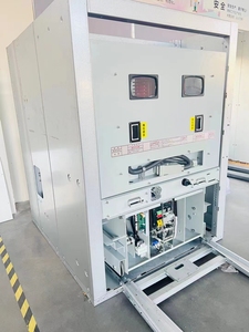 ZN85 High Voltage 35kV Vacuum <strong>Circuit</strong> <strong>Breaker</strong> 40.5kv Intelligent <strong>Embedded</strong> Withdrawable VCB Three Phase 12kv Rated Voltage - Product Image 5