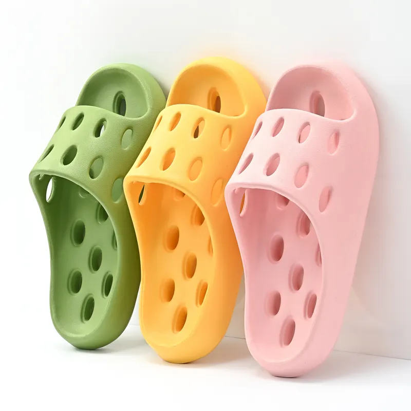 Home Slippers Indoor Bath Slide Sandals Beach Leisure Soft Thick Platform Soles Unisex Home Shoes with Holes Fashion EVA CN;FUJ
