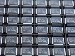 STMicroelectronics ICチップSTM32F103C8T7オリジナルICチップ32F103C8T7マイクロコントローラー写真プログラマーStm32F103C8T7 - Product Image 3