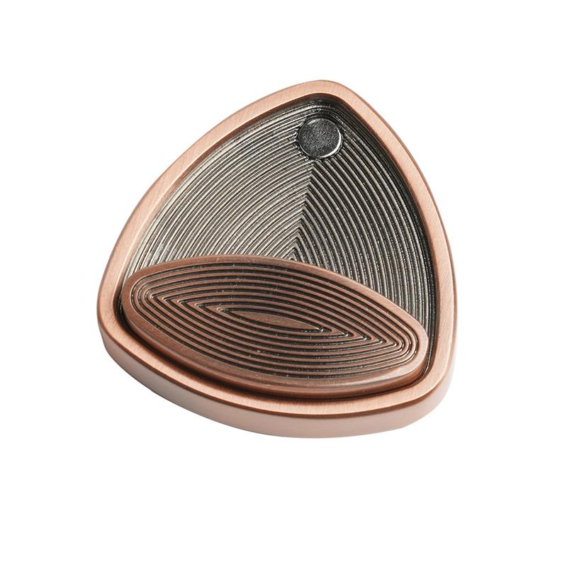 18-Triangle brass