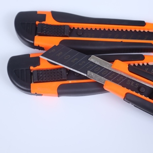 Box <strong>Cutter</strong> Heavy Duty Shell Stainless Carbon Steel Blade <strong>9mm</strong> Abs Automatic Retract Utility Knife for Cutting - Product Image 4