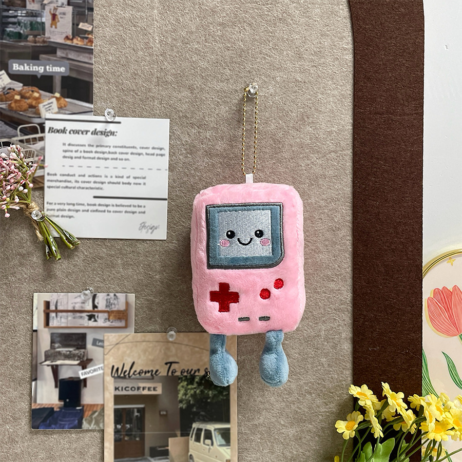 Old-fashioned game console-pink