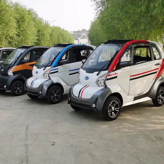 Batteria al litio 3 posti aria condizionata mini auto elettrica, motore elettrico 3kw scooter mobilità