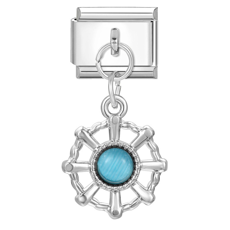Pendentif fond acier - cercle oeil de chat bleu