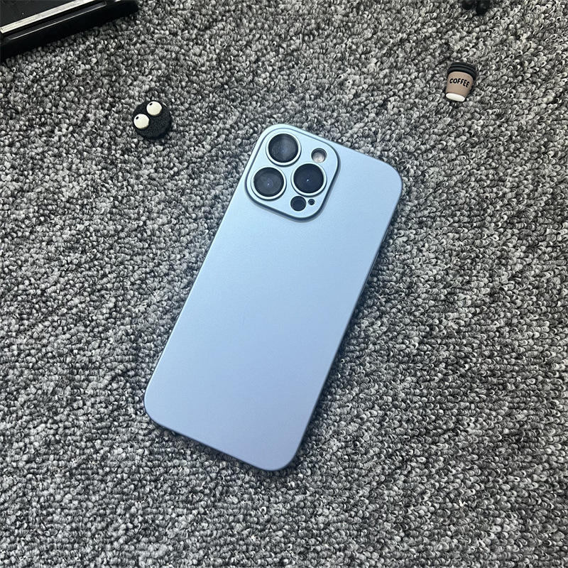 ดิสเทนท์ พีค บลู