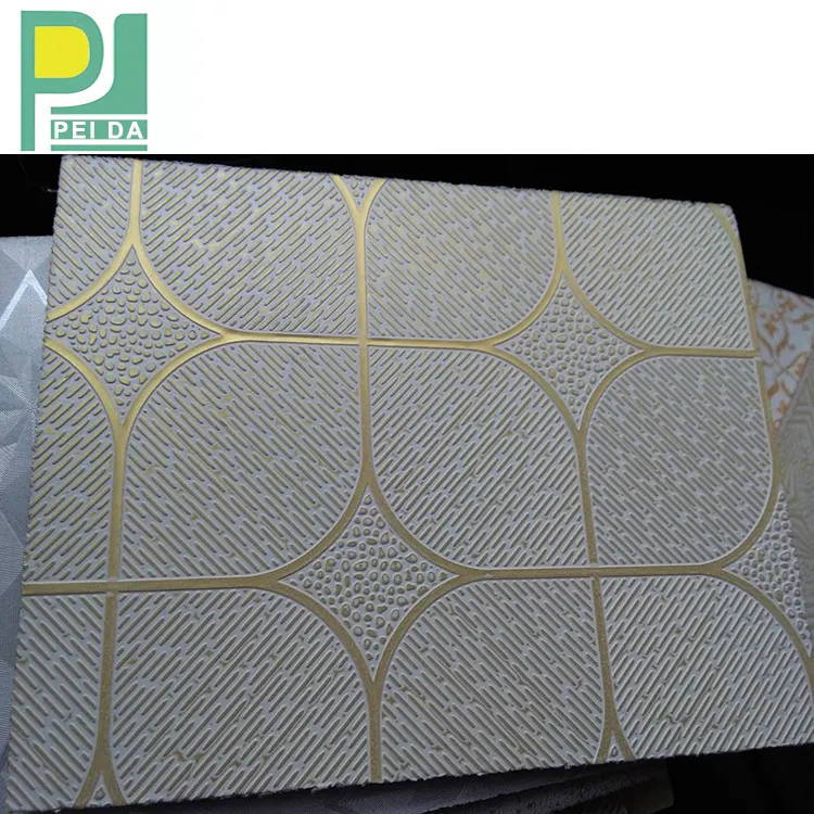 Laminado de PVC de techo de yeso de múltiples diseños de papel de aluminio de vuelta de aislamiento