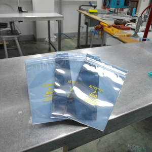 Custom PE PET Material <strong>ESD</strong> Zipper Top Seal Electrostatic Discharge Static Protection Antis Tatic <strong>Antistatic</strong> <strong>Shielding</strong> <strong>ESD</strong> <strong>Bag</strong>