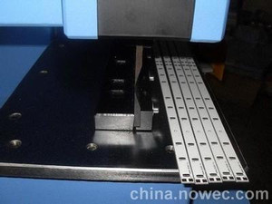 โซลูชัน PCB De-Paneling เครื่องตัด PCB หน้ากากประสานสีแดงเครื่องตัด PCB กะพริบ Led - Product Image 2