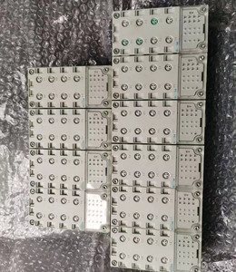 Plastic F e <strong>s</strong> t o VYKB-F10-M32-16-PE-1HPS 8122822 - Product Image 4