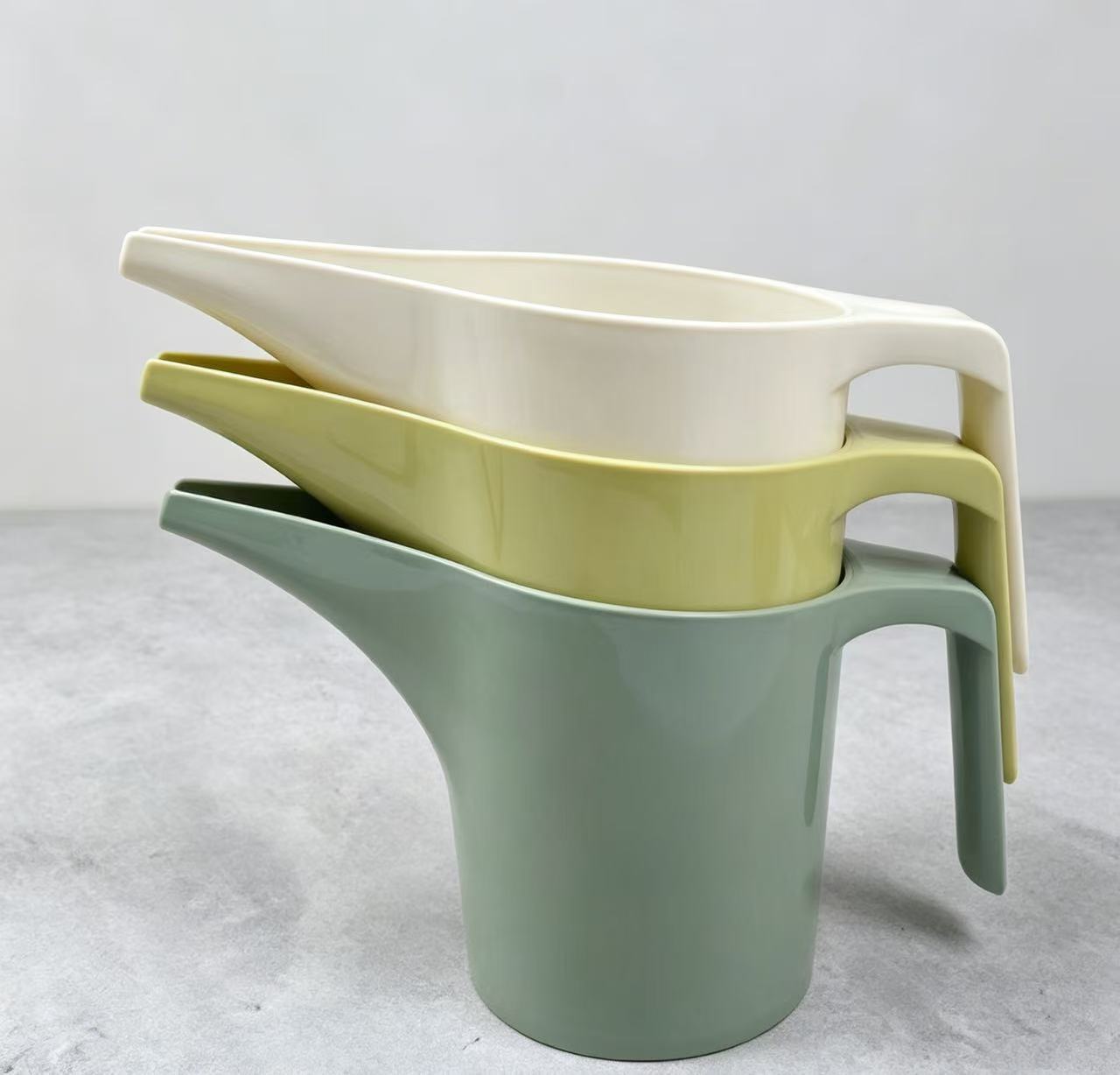 Disponible en trois couleurs