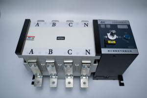 CE/IEC認定デュアルパワートランスファーATSスイッチ防水ソーラーシステム用工場価格PCタイプ - Product Image 5
