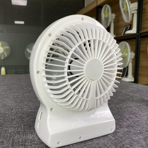 迷你6英寸可充电台扇带发光二极管灯新款便携式家用汽车户外房车USB充电电源