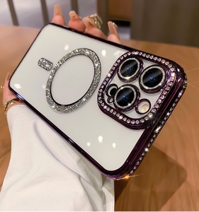 เคสโทรศัพท์มือถือแบบแม่เหล็กสำหรับ iPhone 14 15 12 11 10พร้อมฝาหลังเลนส์กล้องเพชร - Product Image 1