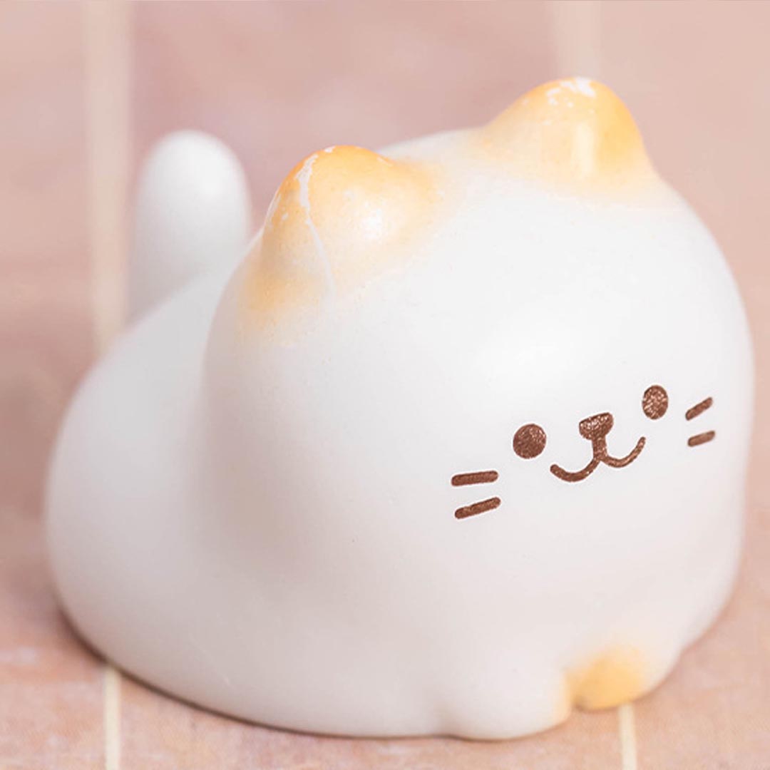 Figurine C