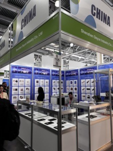 มินิพีซี A MD-Ren4000 4500U คอมพิวเตอร์แบบไร้พัดลมแบบฝังอยู่ในคอมพิวเตอร์เดสก์ท็อปวินโดว์10วินโดว์11เกมมินิพีซีโลโก้ออกแบบได้ตามต้องการ - Product Image 4