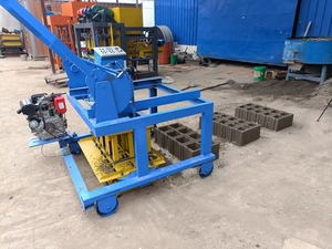 La macchina per la produzione di calcestruzzo utilizza pallet in fibra di vetro - Product Image 6