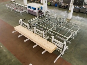 Cepilladora automática de doble cara industrial personalizable STR, sistemas de cinta transportadora de cadena de madera, opciones de rodillo de manipulación de MDF de madera maciza - Product Image 2