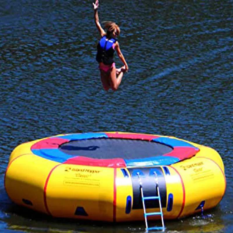 Menyenangkan Lompat 8ft 10ft Tiup Trampolin Air Taman Air Lompat Trampolin Air Tiup untuk Danau