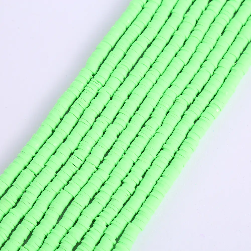 Vente en gros 2mm à 8 mm vert pâle arc-en-ciel coloré coeur fait à la main perles d'argile artisanat