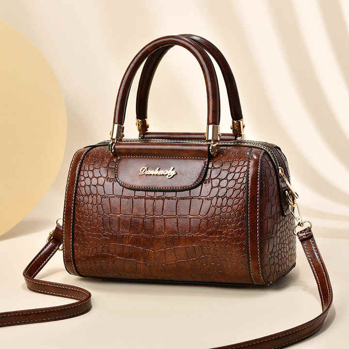 2023 Leather Ladies Good Shoulder Bags and Crossbody Bags Trendy Handbags