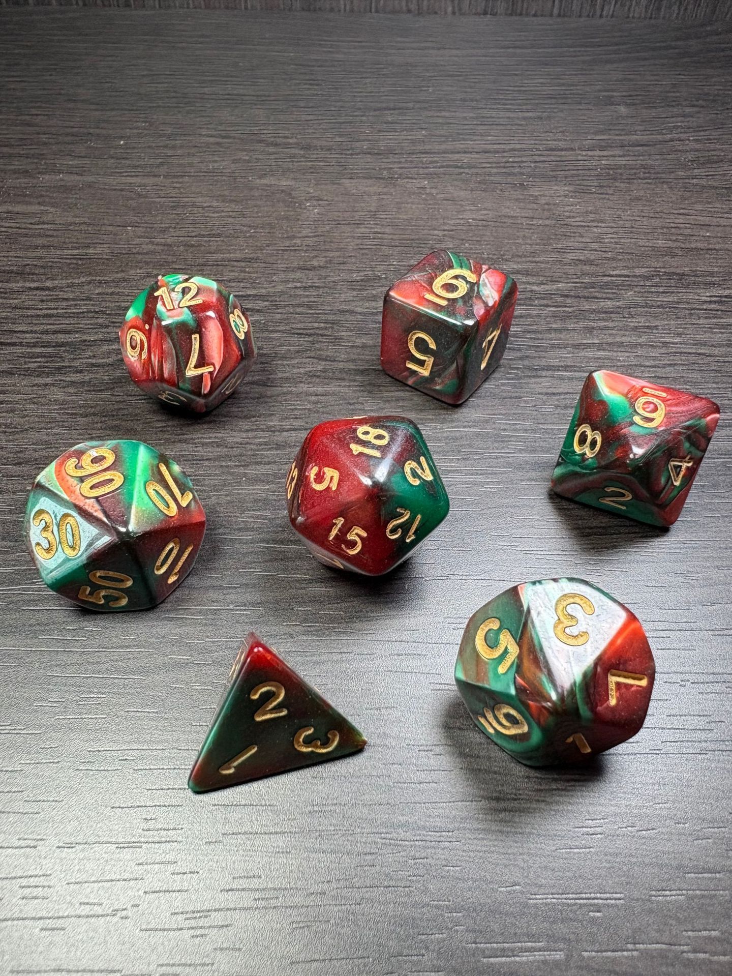 Juego multifacético de 7 piezas con 10 unidades.