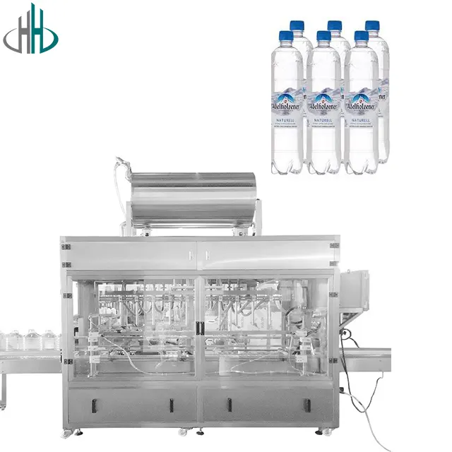 Línea de planta de producción de llenado automático de botellas OEM 3 en 1 Máquinas de llenado de líquidos de embotellado de agua pura mineral