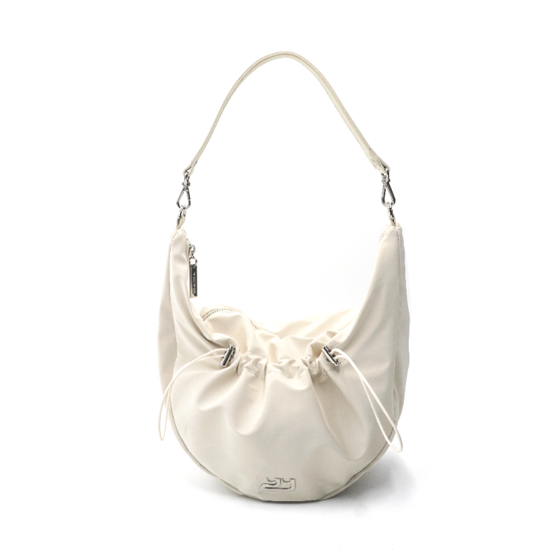 GLOSSY IVORY