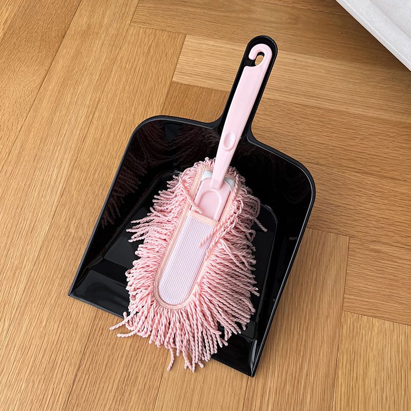 Ensemble plumeau et panier à vanner