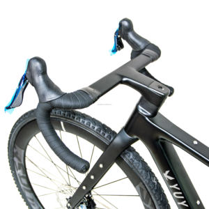 Vélo de Route en Carbone à 24 Vitesses avec Freins à Disque Hydrauliques 105/R7120, Axe Traversant, Guidon en Fibre de Carbone (Cadre 700C) - Product Image 5