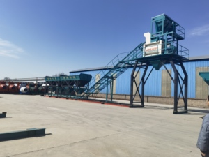 60 m3/h DIESEL di động sẵn sàng TRỘN BÊ TÔNG bơm-khách hàng cho thuê - Product Image 6