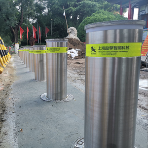 人行横道安全交通灵活道路发光二极管可伸缩自动系缆柱