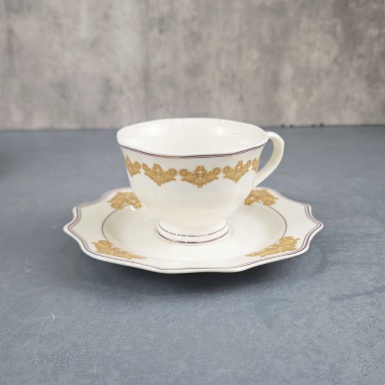 New Bone China Good Quality Good Price Golden Floral Pattern 30pcs Ceramic Tableware Set 4