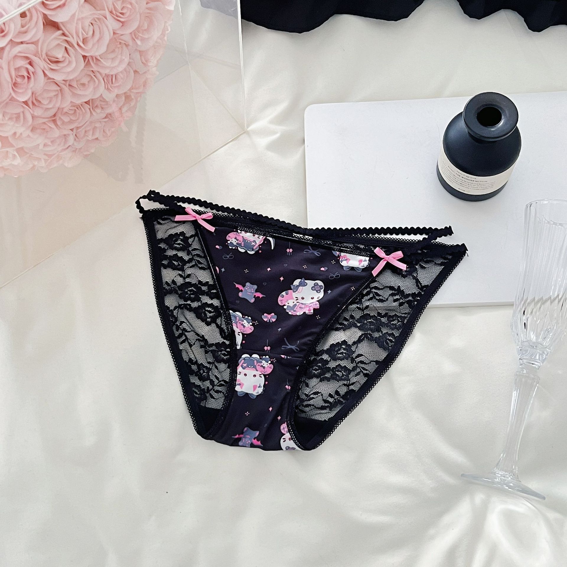Noir-601-2