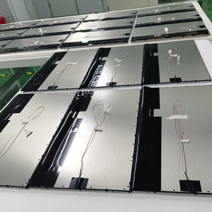 Китайская фабрика IP65 водонепроницаемый 21,5 Дюймов G + G RGB LVDS TFT LCD емкостный HMI уличный сенсорный экран ЖК-модуль - Product Image 1