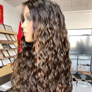 女性のための黒い根の水の波状のかつらで良い見てHD 13*4レースフロント100% 人毛オンブル色