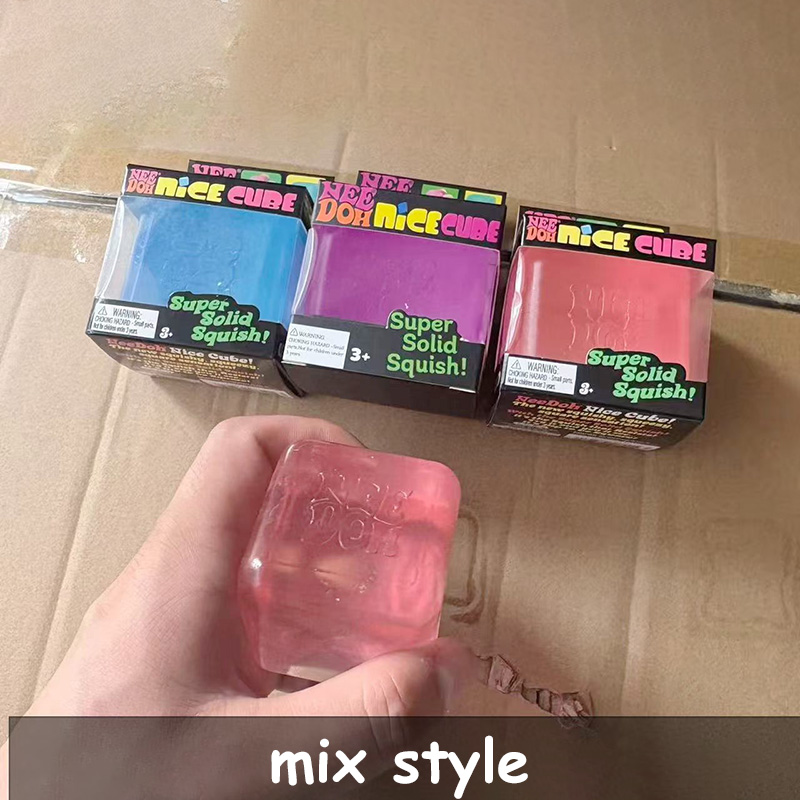 Ice Cubes Random 1 piece