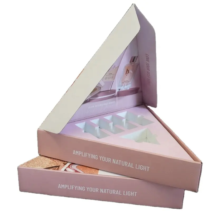 Neuankömmling benutzer definierte Logo Dreieck Versand box Make-up Nagellack Kit Set Kosmetik box mit weißen EPS Schaumstoffe inlage