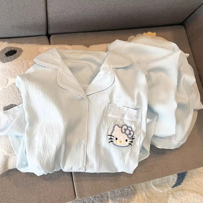 10 bonjour kitty bleu