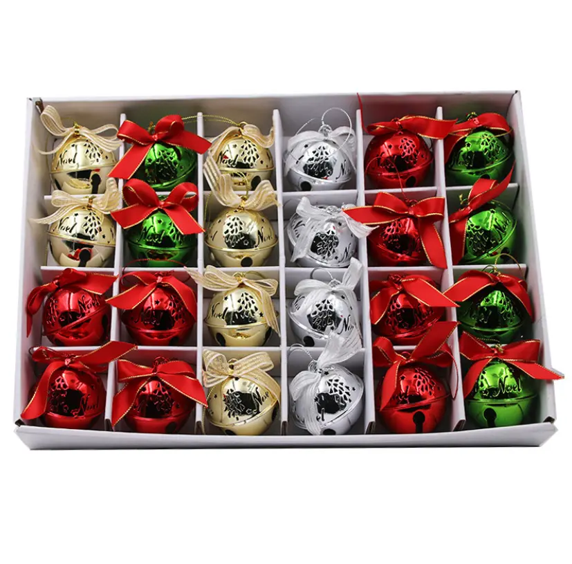 Eisen Weihnachts baum hängende Glocken Anhänger Ornamente mit aus geschnittenen Buchstaben für Weihnachts baums chmuck Weihnachts geschenke