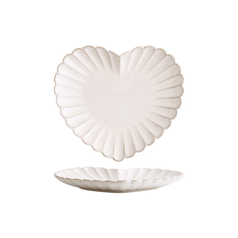 Plate8.5 "en forma de corazón