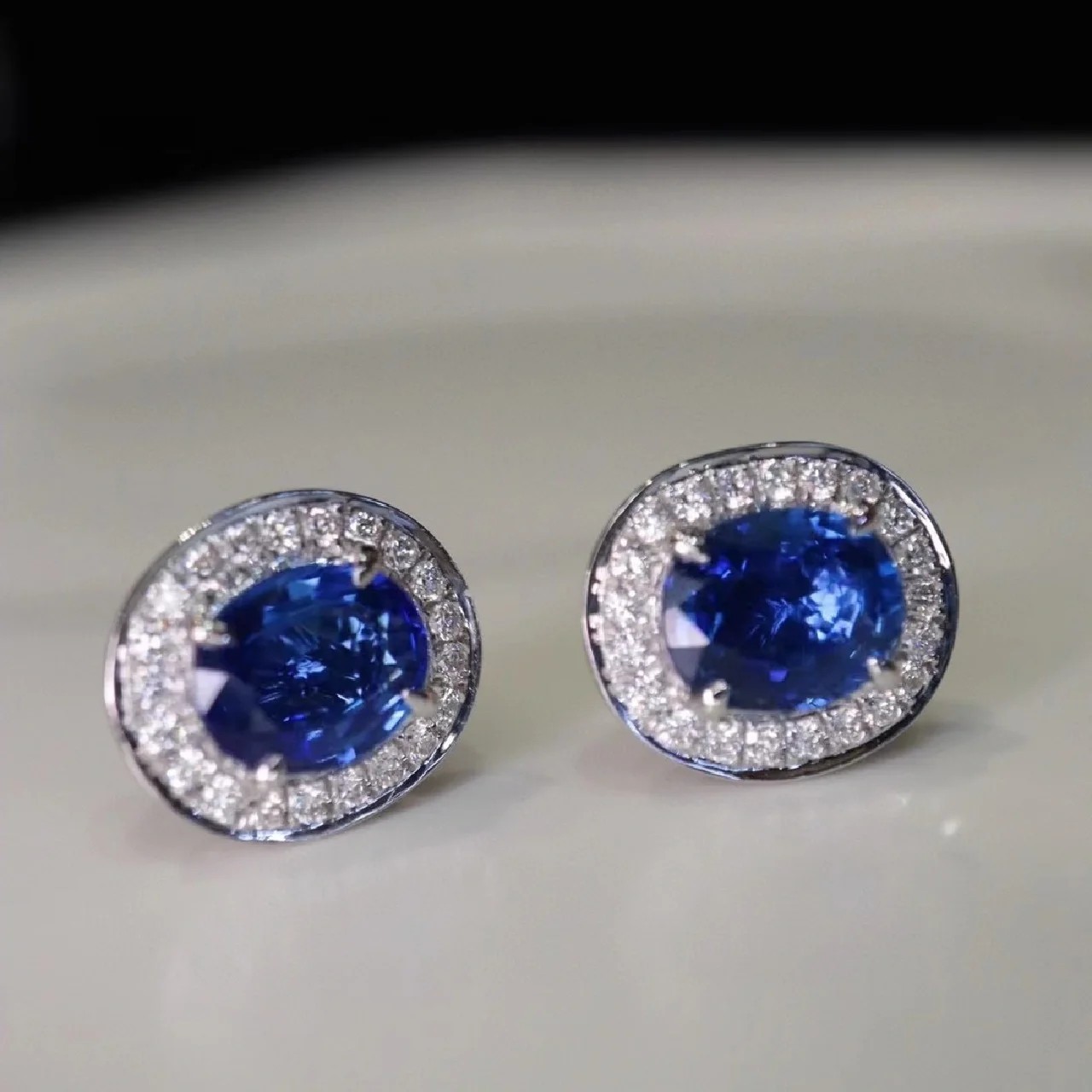 White Gold S2ct