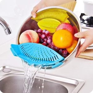 Heat Resistant Snap and <strong>Strain</strong> Strainer Fits All <strong>Pots</strong> and Bowls Silicone Colander Clip on Food Strainer for <strong>Pots</strong> Pans - Product Image 2