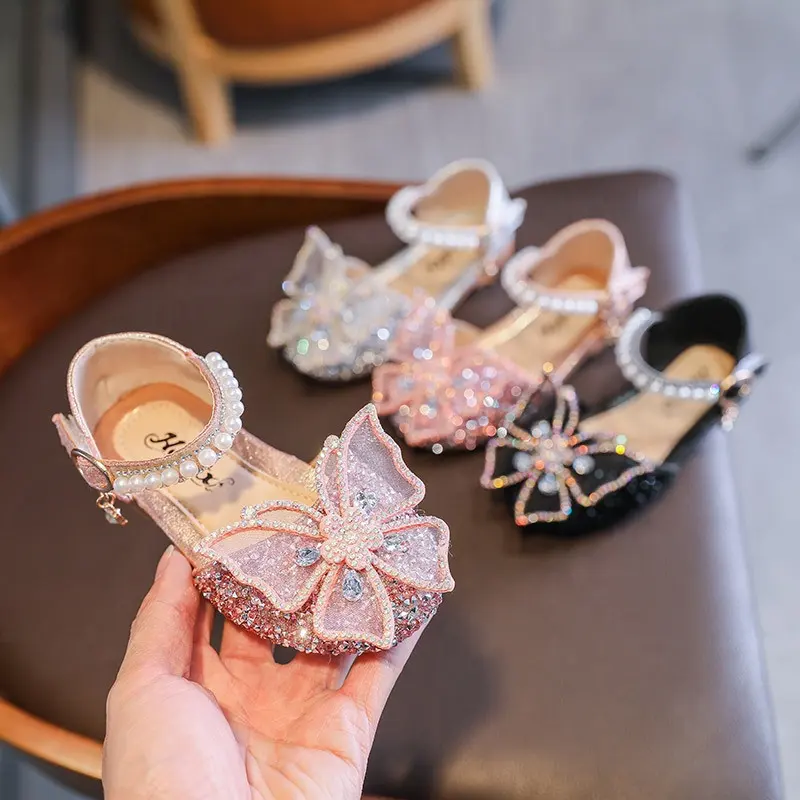 الكورية نمط الطفل فتاة القوس الأميرة الأحذية بلينغ حجر الراين فراشة الصنادل للبنات الترتر الرقص الأداء حذاء من الكريستال