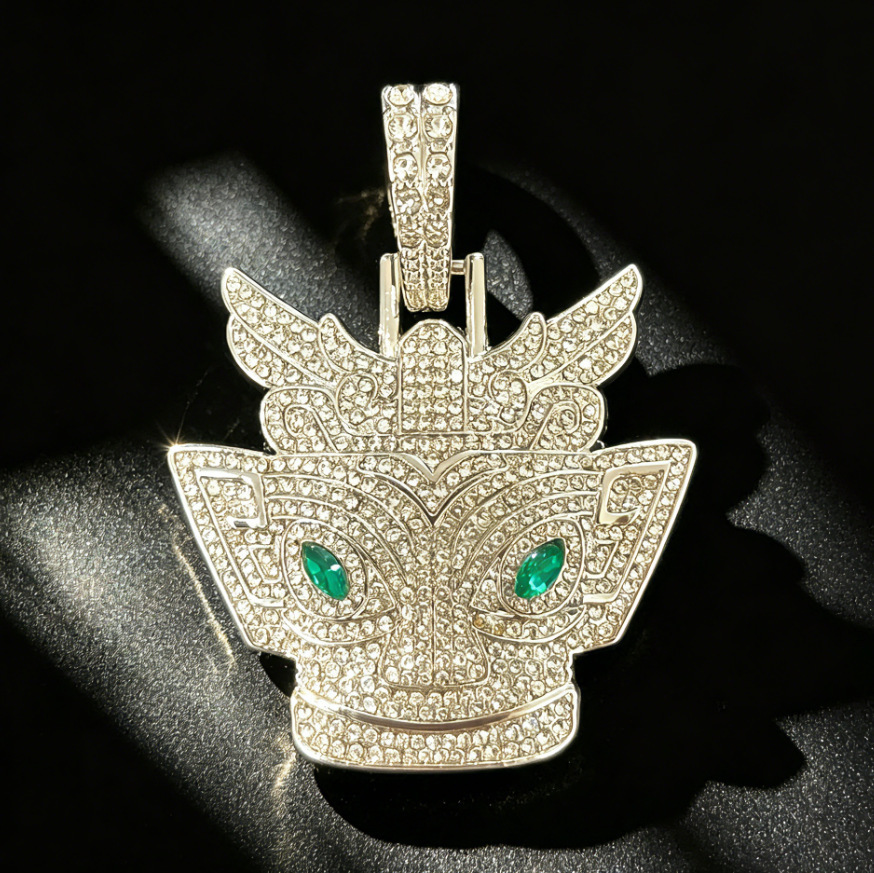 Silver single pendant