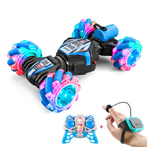 รถ RC 4WD 2.4ก. พร้อมกล้องไฟ LED วิทยุควบคุมด้วยรีโมตเซ็นเซอร์ท่าทางหมุนได้สตั๊นต์รถดริฟท์สำหรับเด็ก - Product Image 1