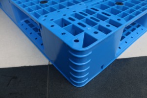 Pallet nhựa HDPE 1200x1200mm hoàn hảo cho việc sử dụng kệ công nghiệp nặng - Product Image 3